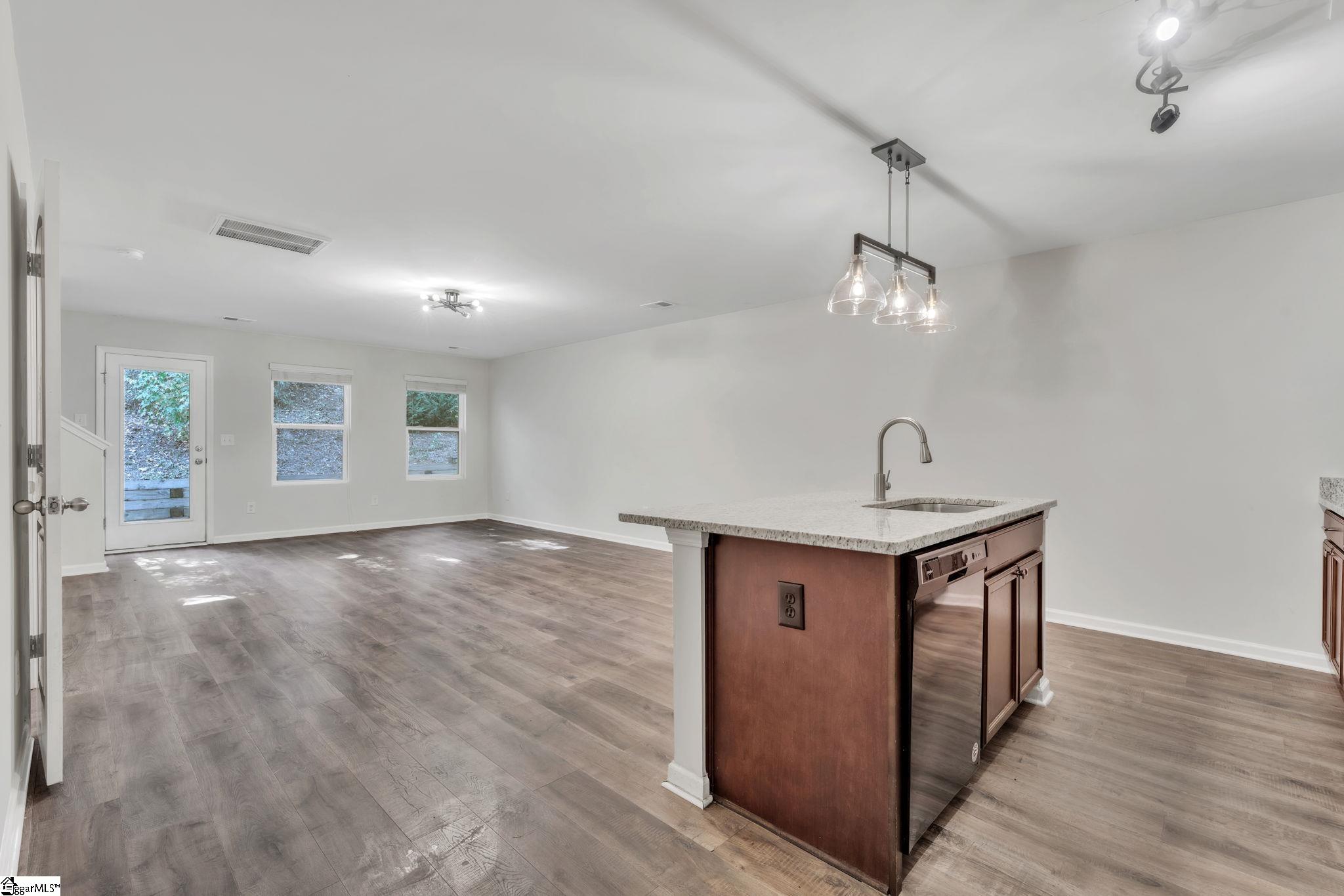 163 Evonshire Boulevard Anderson, SC 29621 - Photo 5 of 25
