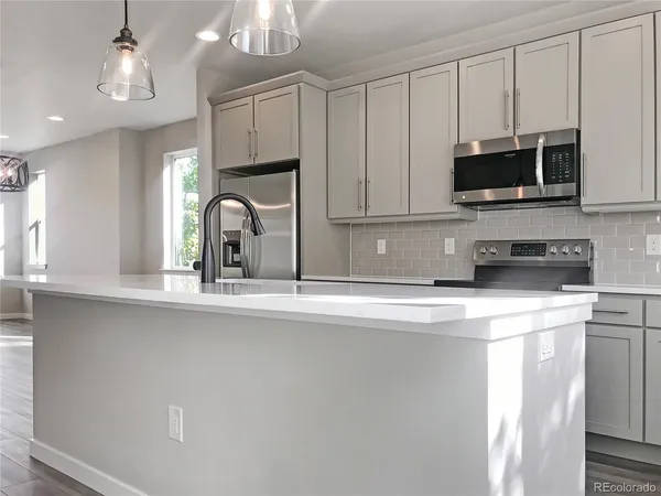 $2,650 | 6767 South Tempe Court, Aurora, CO 80016