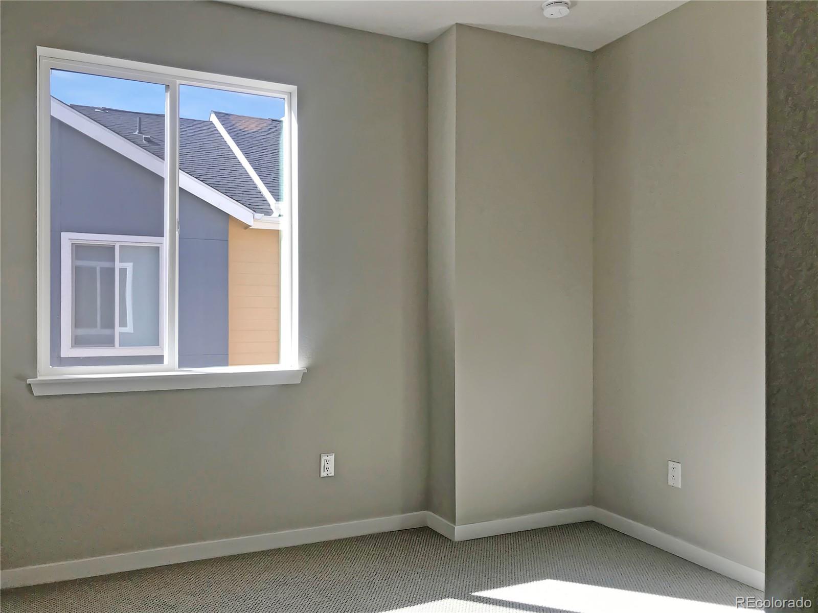 6767 South Tempe Court Aurora, CO 80016 - Photo 3 of 25 a view of an empty room