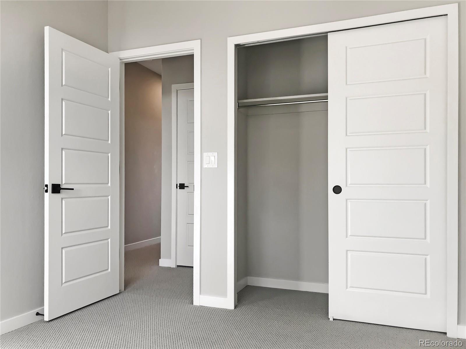 6767 South Tempe Court Aurora, CO 80016 - Photo 9 of 25 a view of an empty room