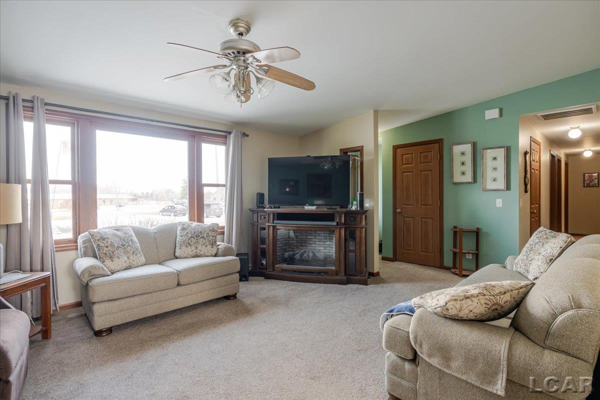 2829 Sutton Road Adrian, MI 49221 - Photo 8 of 37