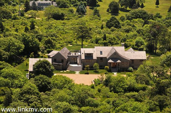 275 S Road Chilmark, MA 02535 - Photo 5 of 55 http://d1qzqeyxiitrap.cloudfront.net/photos/23264/600/fd52a045.jpg