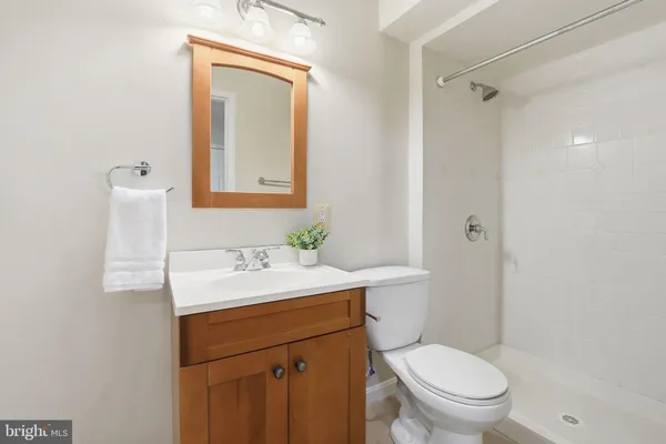 $769,000 | 9932 Longford Court, Vienna, VA 22181