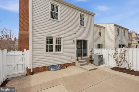 $769,000 | 9932 Longford Court, Vienna, VA 22181