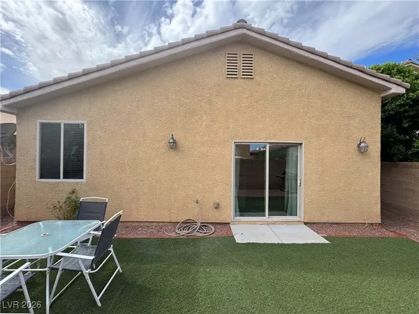 $398,000 | 696 Yew Barrow Court, Henderson, NV 89011