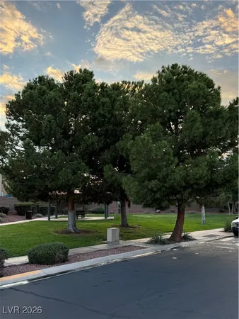 $398,000 | 696 Yew Barrow Court, Henderson, NV 89011