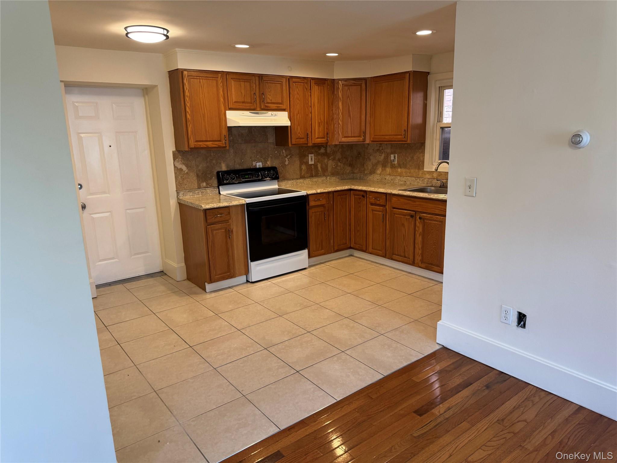 294 Main Street, Unit 2D Beacon, NY 12508 - Photo 6 of 13