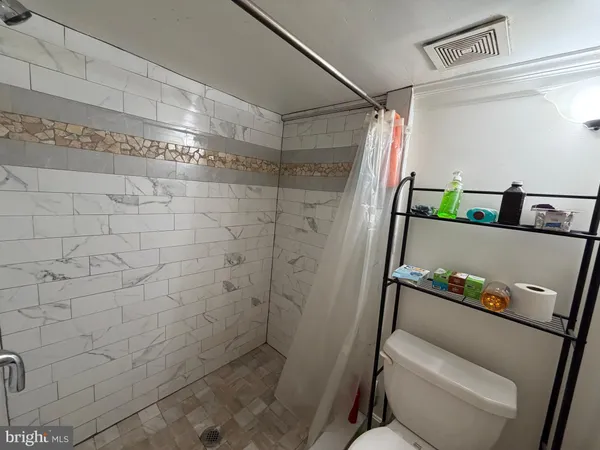 $459,000 | 2250 Roosevelt Boulevard, Winchester, VA 22601