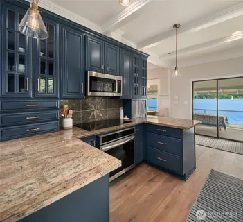 $1,395,550 | 26321 Pillsbury Road Southwest, Vashon, WA 98070