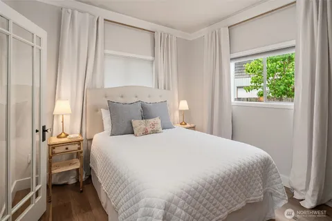 $1,395,550 | 26321 Pillsbury Road Southwest, Vashon, WA 98070