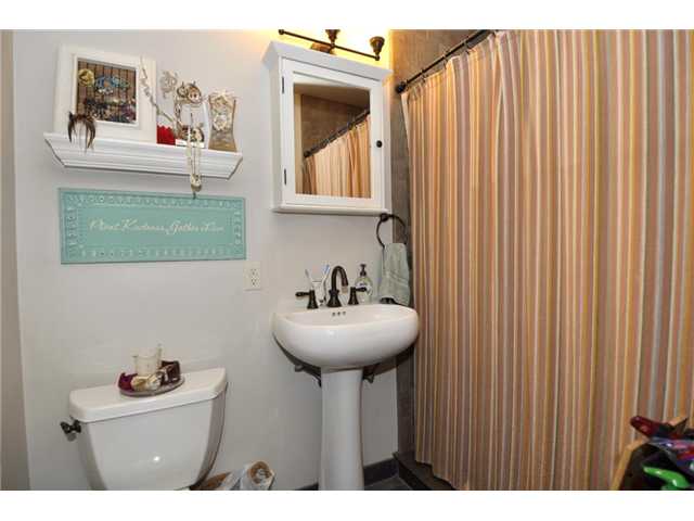 735 Del Rio Avenue Encinitas, CA 92024 - Photo 18 of 25 Studio bathroom