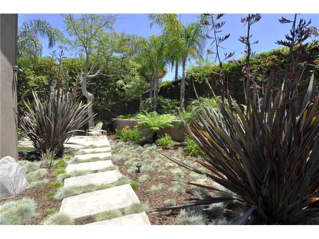 735 Del Rio Avenue Encinitas, CA 92024 - Photo 21 of 25