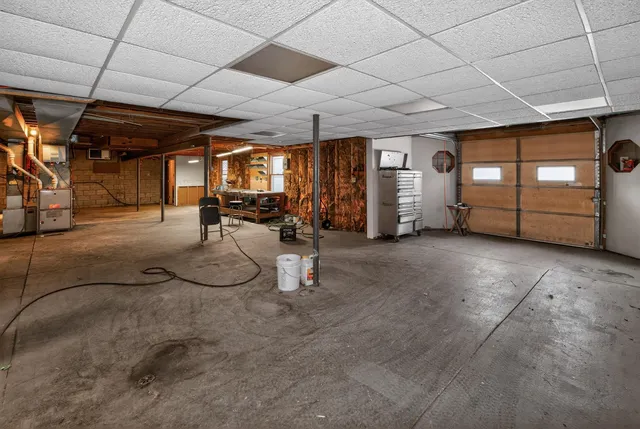 $649,900 | 2075 Parkwood Court, Grafton, WI 53024