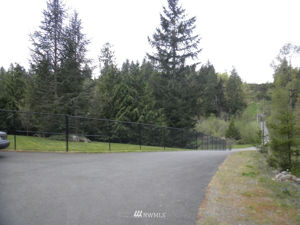 30402 Thomas Road Southeast Kent, WA 98042 - Photo 2 of 14