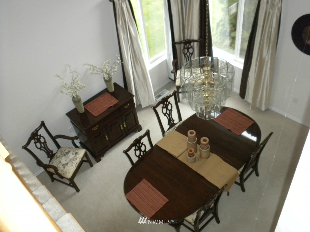 30402 Thomas Road Southeast Kent, WA 98042 - Photo 7 of 14