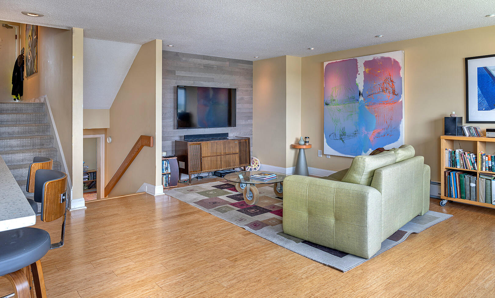 340 Eastern Promenade, Unit 252 Portland, ME 04101 - Photo 10 of 21 Living Room