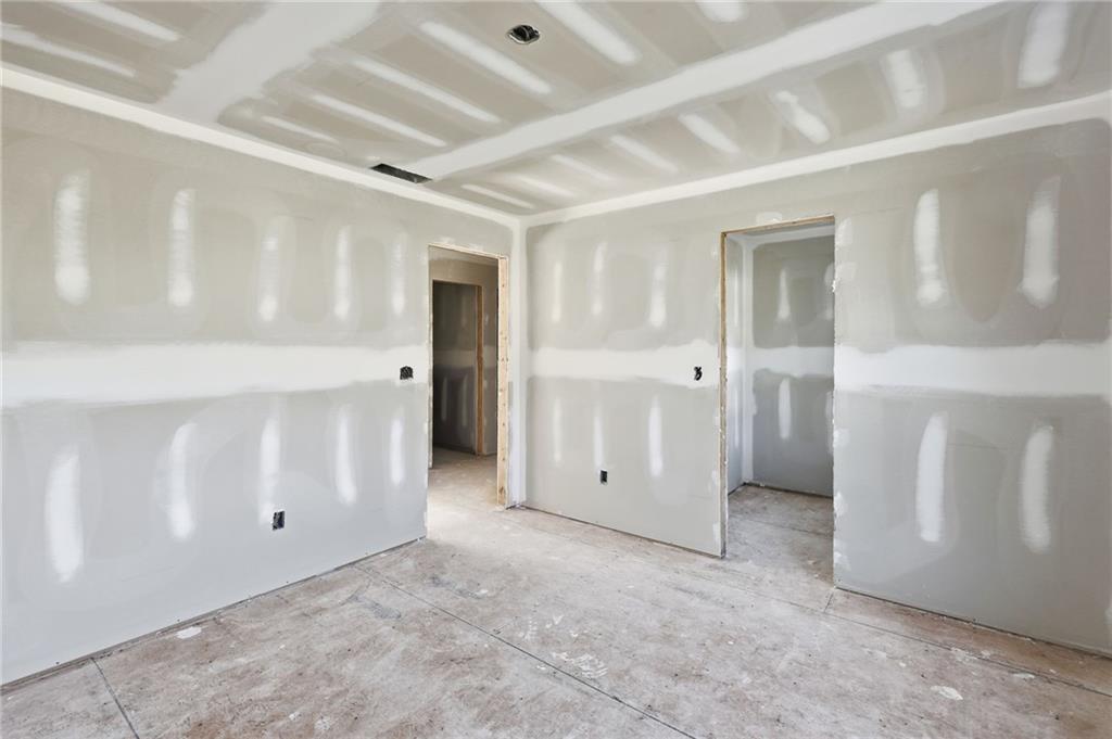 3613 Schofield Road Gainesville, GA 30506 - Photo 29 of 42 a view of an empty room