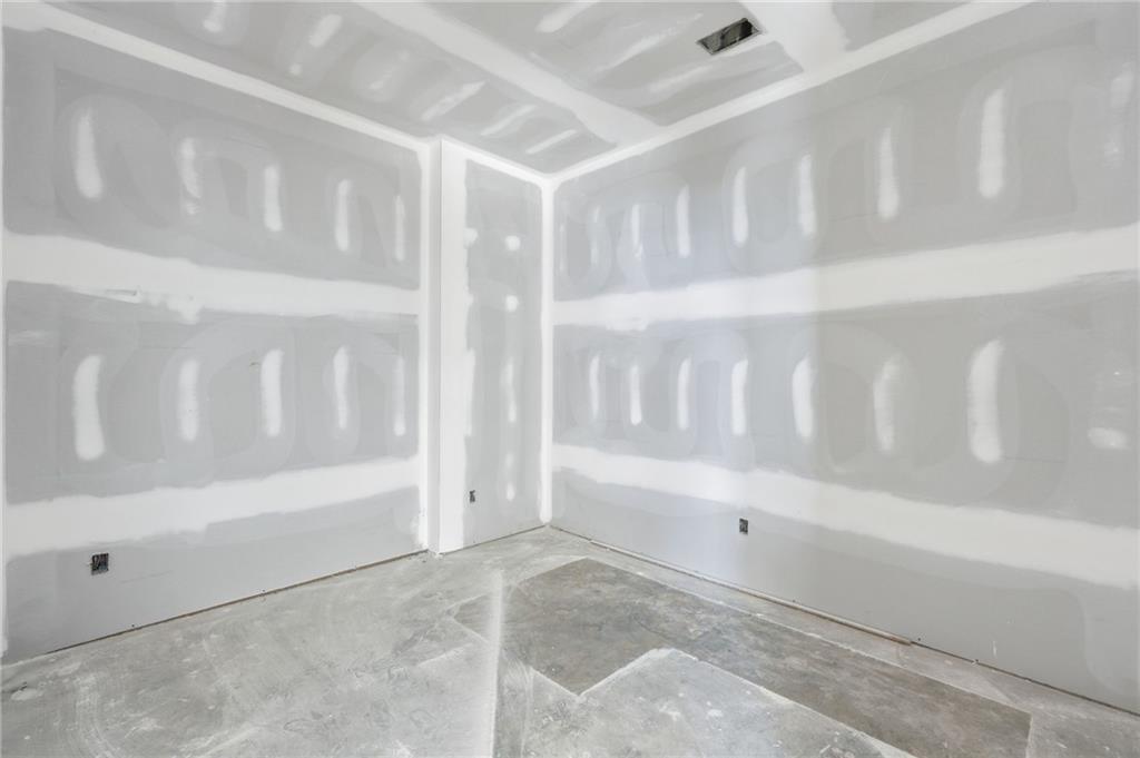 3613 Schofield Road Gainesville, GA 30506 - Photo 32 of 42 a view of an empty room