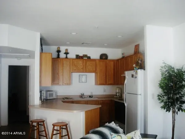 $2,500 | 8800 North 107th Avenue, Unit 10, Peoria, AZ 85345