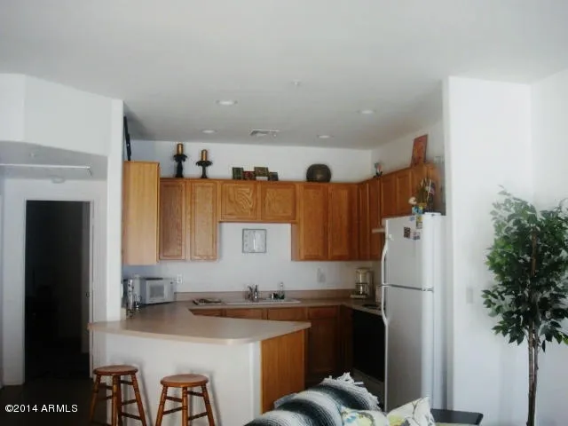 $2,500 | 8800 North 107th Avenue, Unit 10, Peoria, AZ 85345