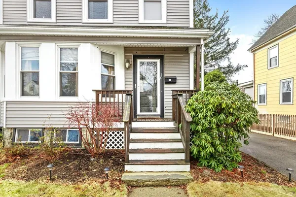 $729,900 | 10 Columbus Avenue, Saugus, MA 01906