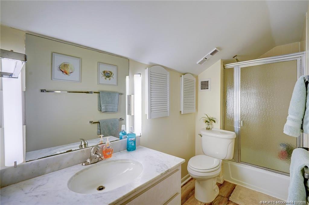 310 Golfview Circle, Unit 310 Jensen Beach, FL 34957 - Photo 15 of 24