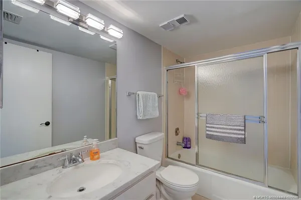 $3,500 | 310 Golfview Circle, Unit 310, Jensen Beach, FL 34957