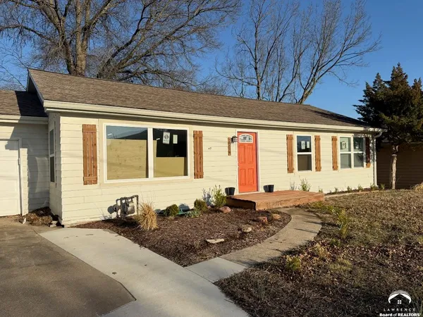 $323,900 | 2214 Ousdahl Road, Lawrence, KS 66046