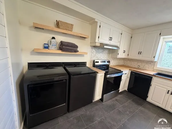 $309,500 | 2214 Ousdahl Road, Lawrence, KS 66046