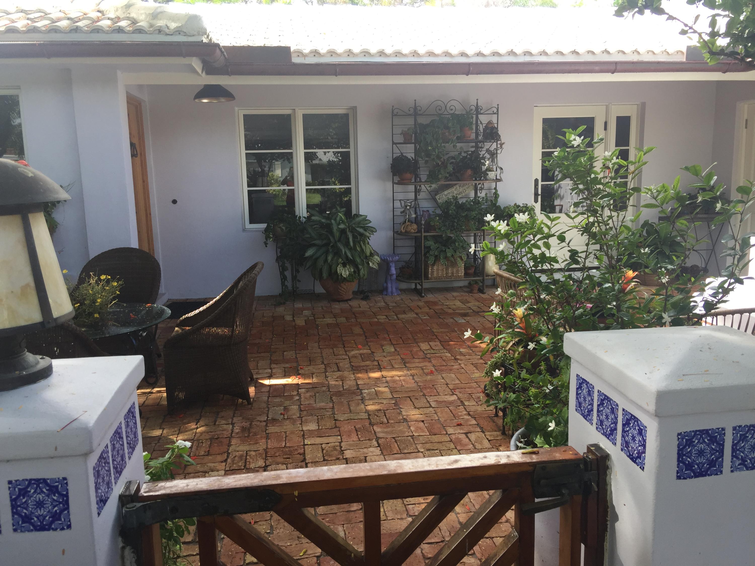 632 Southwest 4th Street Boca Raton, FL 33486 - Photo 2 of 48 32B1C1BF-3D7B-4B02-B681-2C902F767F77