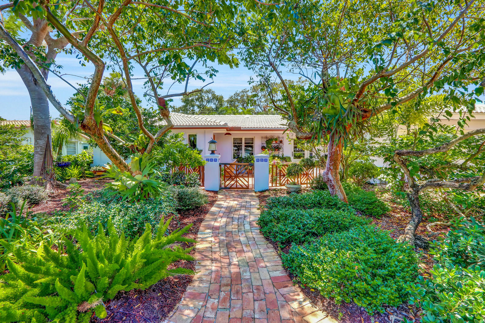 632 Southwest 4th Street Boca Raton, FL 33486 - Photo 7 of 48 09_Image_2_of_36_mls