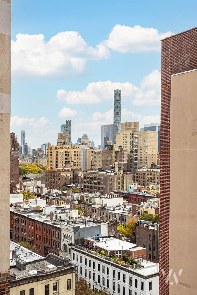 112 West 72nd Street, Unit 12E Manhattan, NY 10023 - Photo 9 of 11 a city view with lot of high rise buildings