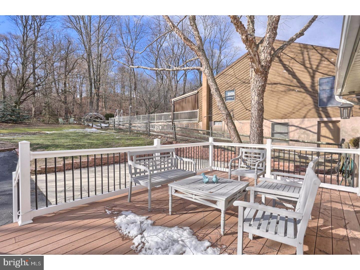 326 Parkview Road Reading, PA 19606 - Photo 20 of 25 Deck