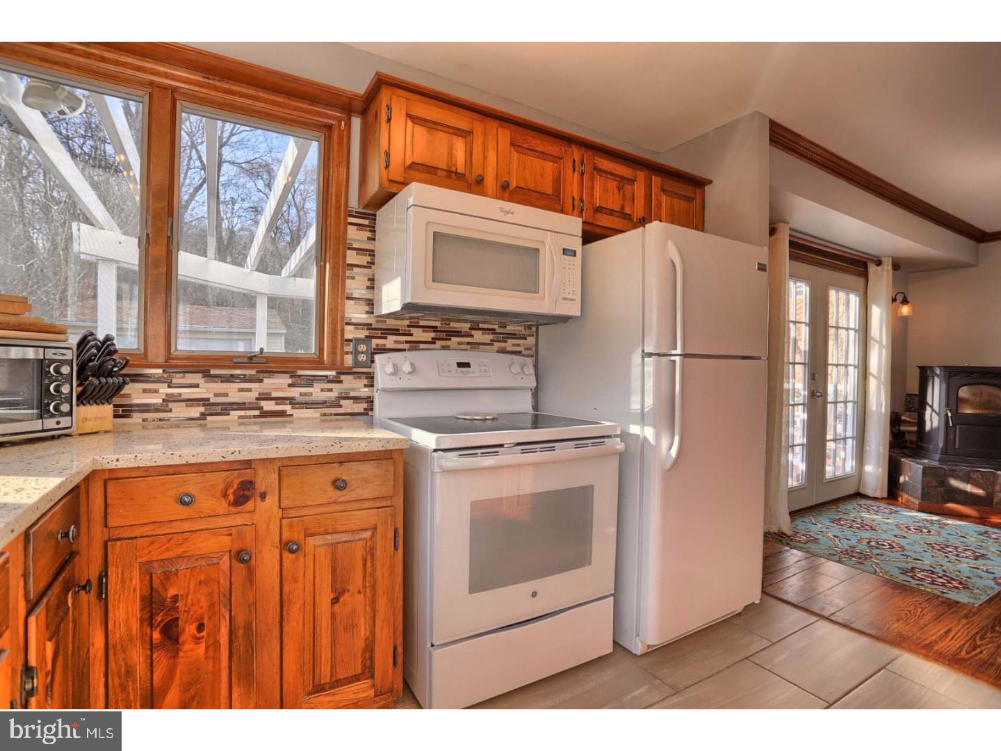 326 Parkview Road Reading, PA 19606 - Photo 4 of 25 Kitchen