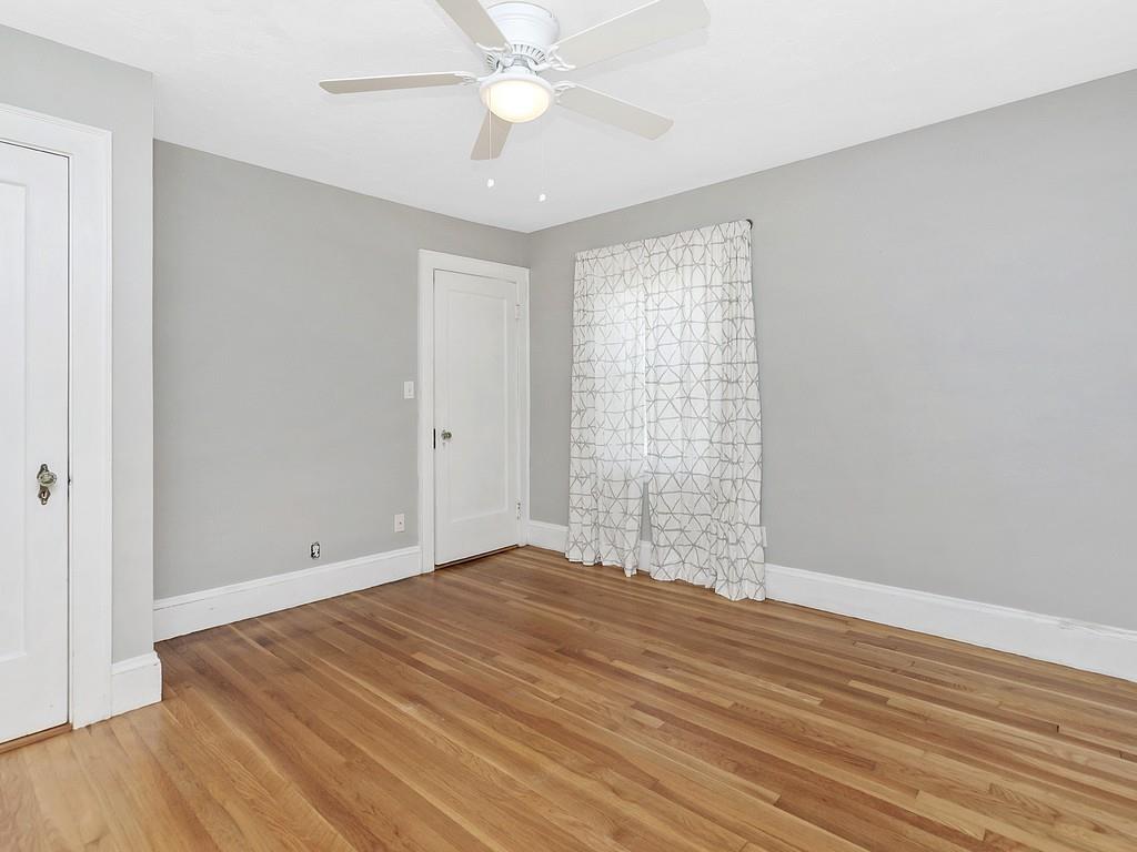 121 Thornton Road Waltham, MA 02453 - Photo 27 of 40 Gallery Image 27