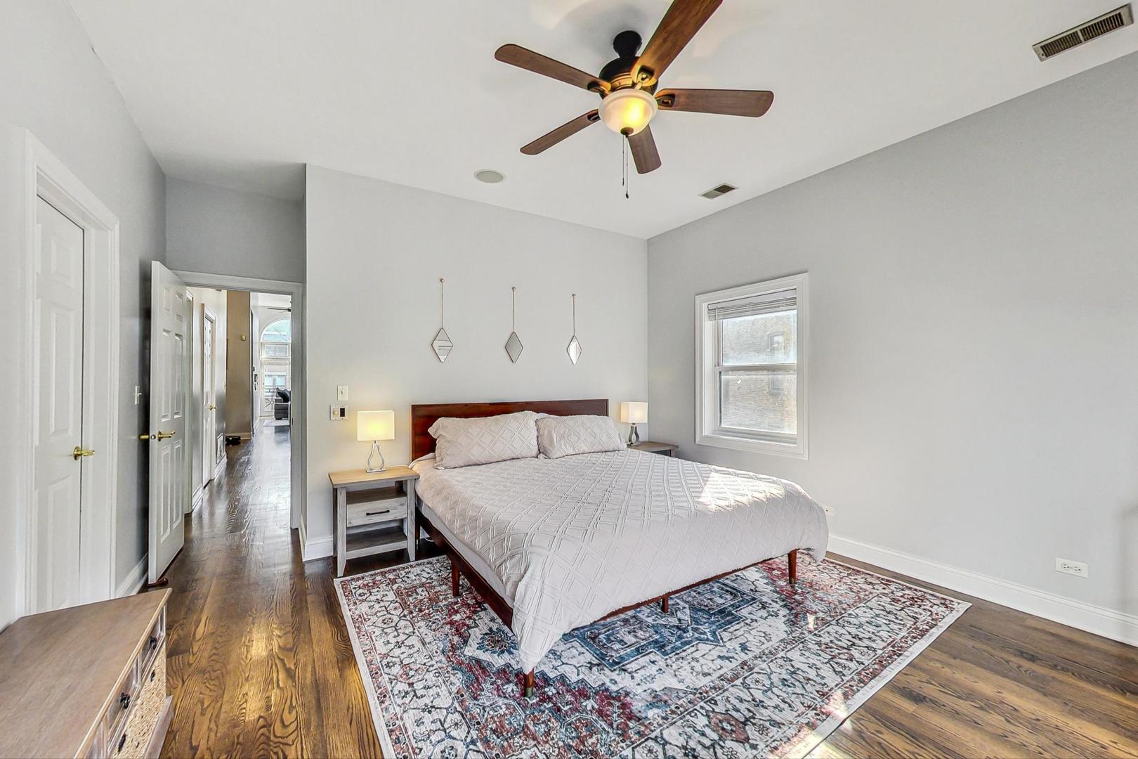 4146 North Lincoln Avenue, Unit 3 Chicago, IL 60618 - Photo 17 of 29 Gallery Image 17