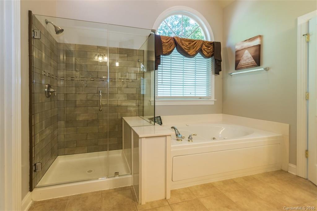 1305 Golden Ridge Road Lake Wylie, SC 29710 - Photo 11 of 24 Gallery Image 11