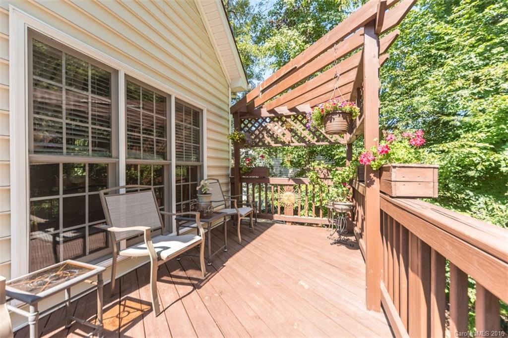 1305 Golden Ridge Road Lake Wylie, SC 29710 - Photo 19 of 24 Gallery Image 19