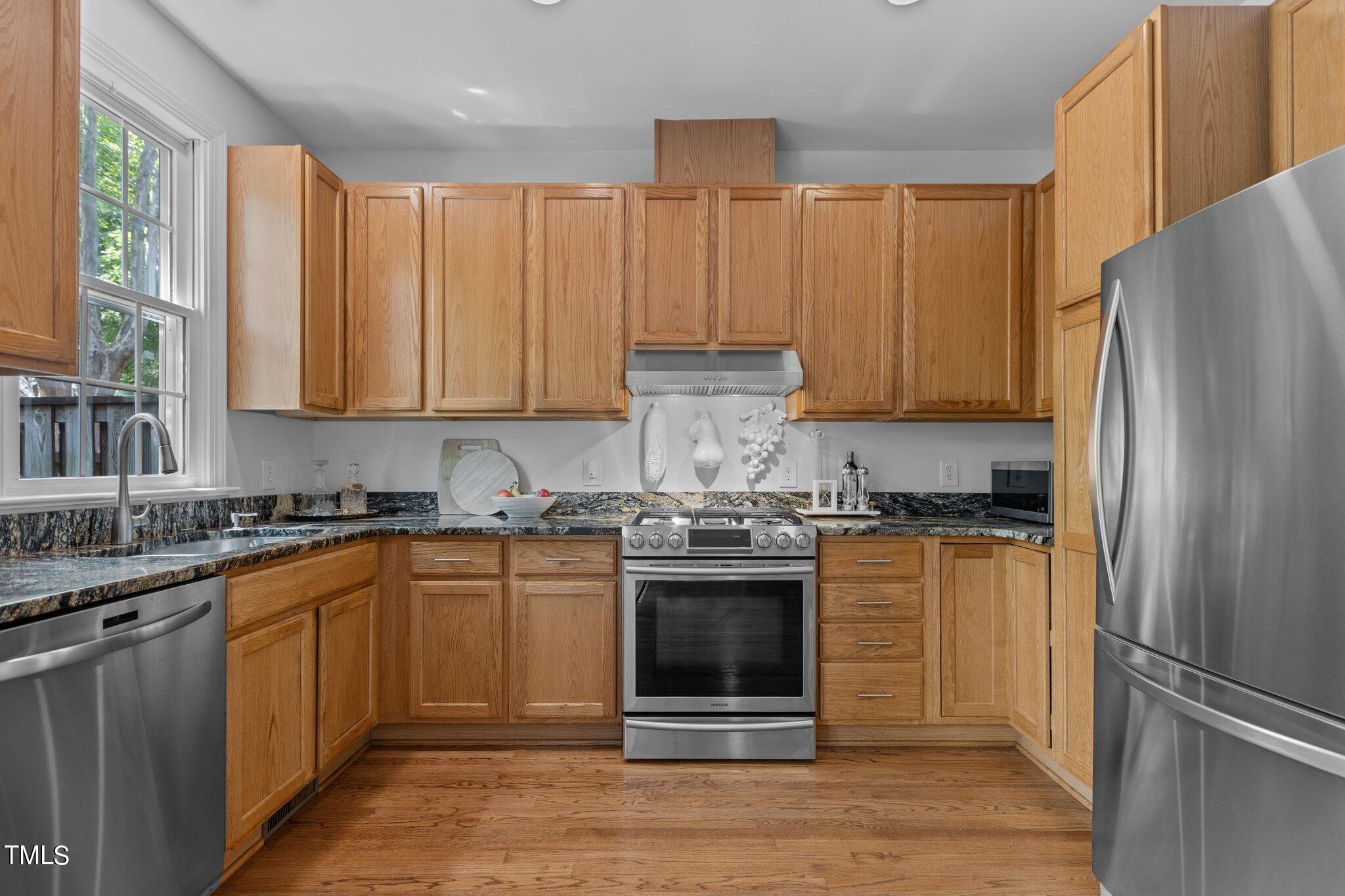 105 Fenner Lane Raleigh, NC 27603 - Photo 16 of 30 21-web-or-mls-IMGL0110