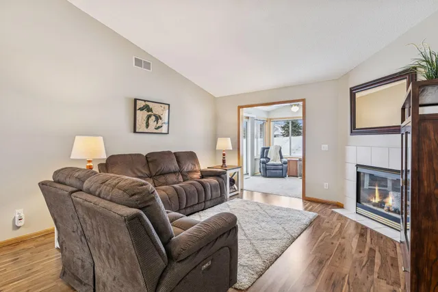 $300,000 | 14549 Beverly Lane, Savage, MN 55378