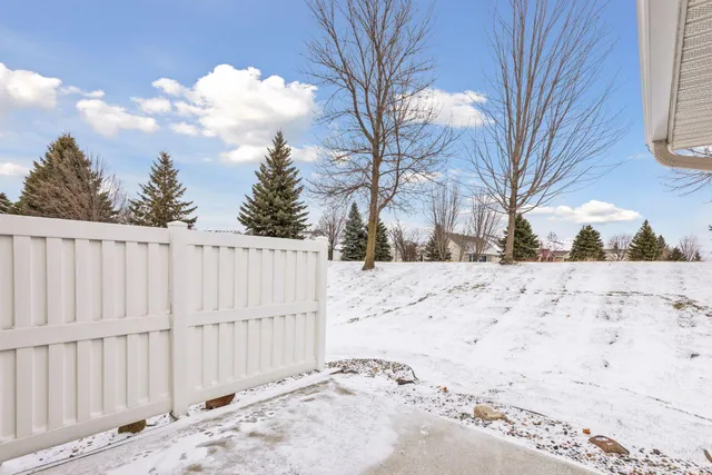 $300,000 | 14549 Beverly Lane, Savage, MN 55378