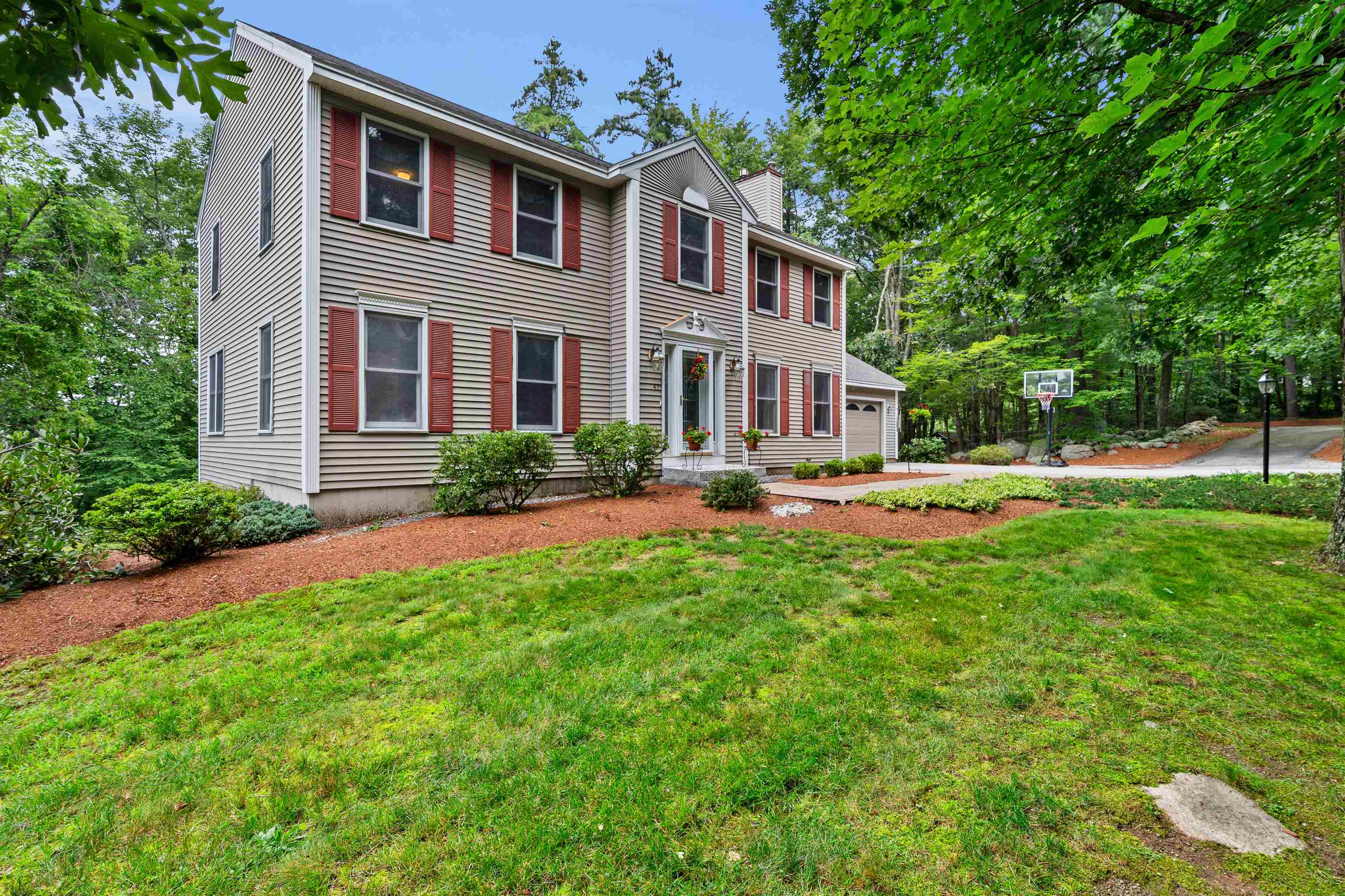 47 Westview Road Brookline, NH 03033 - Photo 2 of 40