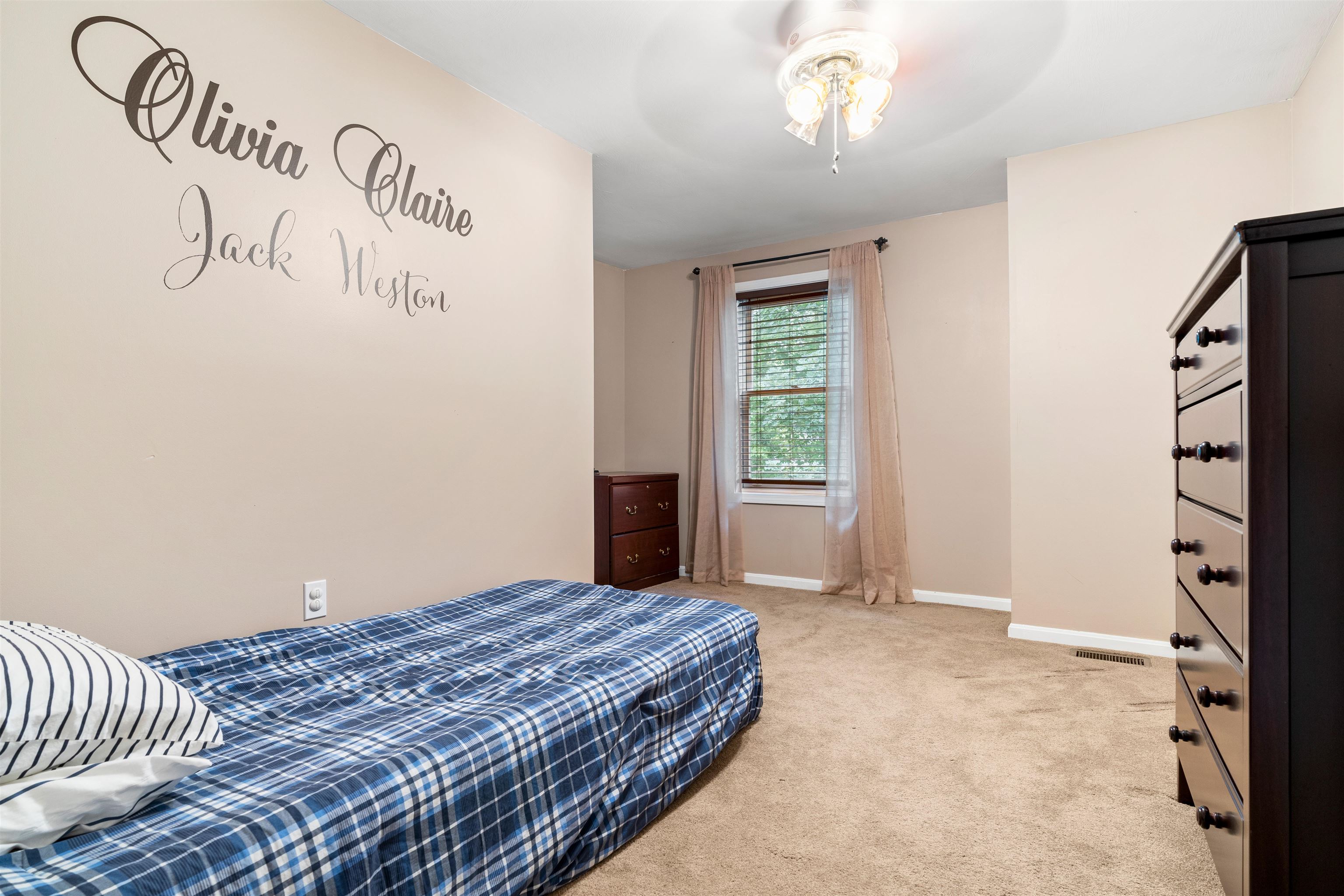 47 Westview Road Brookline, NH 03033 - Photo 5 of 40