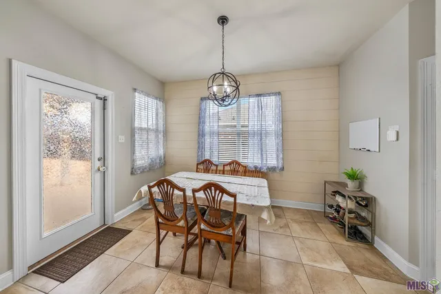 $305,000 | 301 Mark Drive, Covington, LA 70433