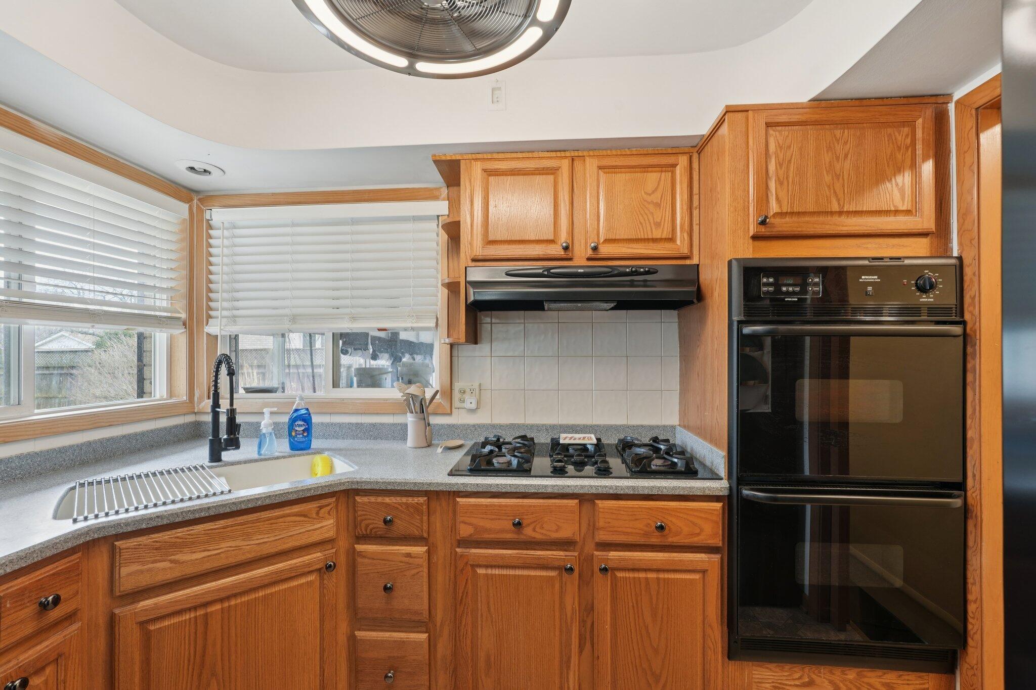 4004 86th Place Pleasant Prairie, WI 53142 - Photo 24 of 61 24-web-or-mls-86th Pl-S0104-024