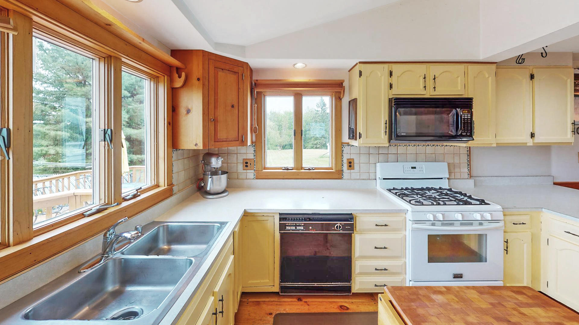 79 Longley Road Greene, ME 04236 - Photo 4 of 31 79-Longley-Road-Greene-ME-Kitchen(1)