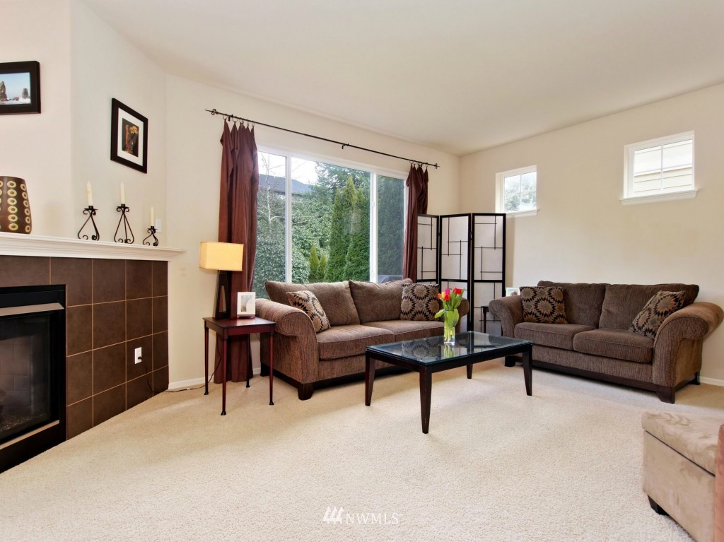 3827 216th Place Southeast Bothell, WA 98021 - Photo 4 of 25