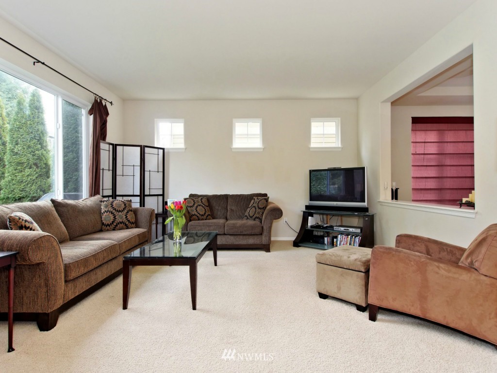 3827 216th Place Southeast Bothell, WA 98021 - Photo 7 of 25