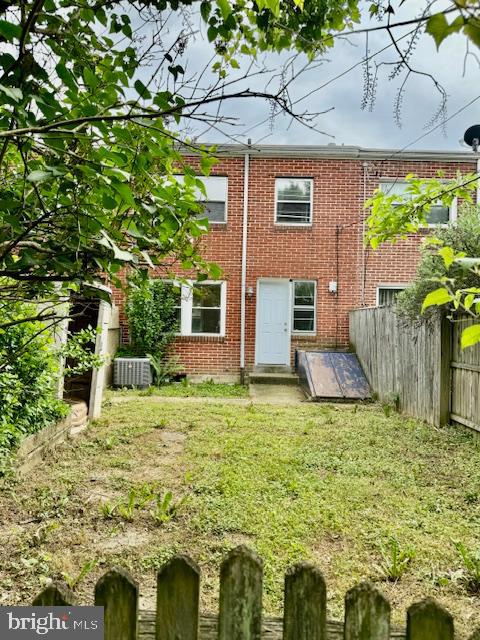721 George Street Lancaster, PA 17603 - Photo 19 of 21 BACK OF HOME