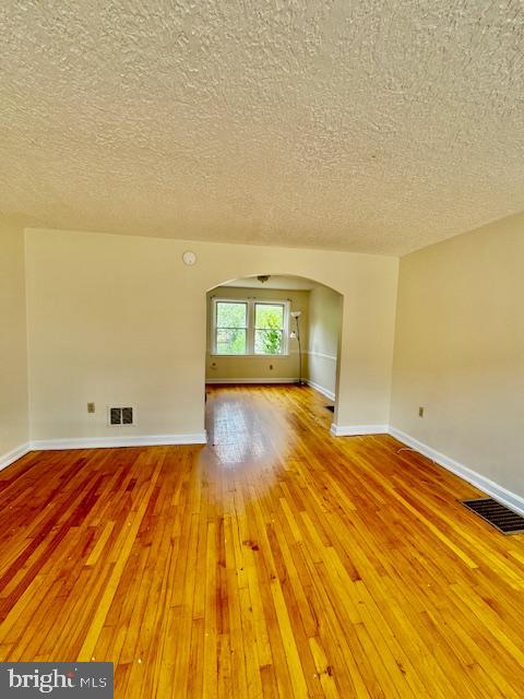 721 George Street Lancaster, PA 17603 - Photo 3 of 21 LIVING ROOM INTO DINING ROOM